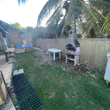 2 Bungalows Au Bord De La Plage De Montal A Moule Loues Individuellement Ou Ensemble Le Moule Bagian luar foto