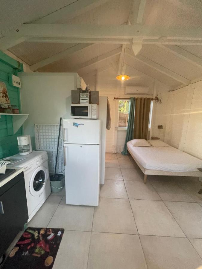 2 Bungalows Au Bord De La Plage De Montal A Moule Loues Individuellement Ou Ensemble Le Moule Bagian luar foto