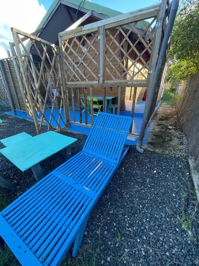 2 Bungalows Au Bord De La Plage De Montal A Moule Loues Individuellement Ou Ensemble Le Moule Bagian luar foto